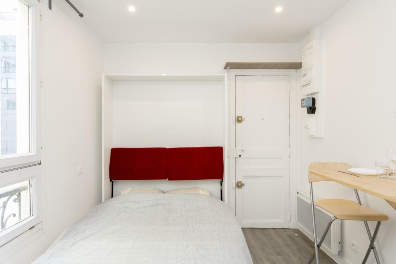 Studette De Charme Neuve Proche Invalides Apartment Paris Ngoại thất bức ảnh
