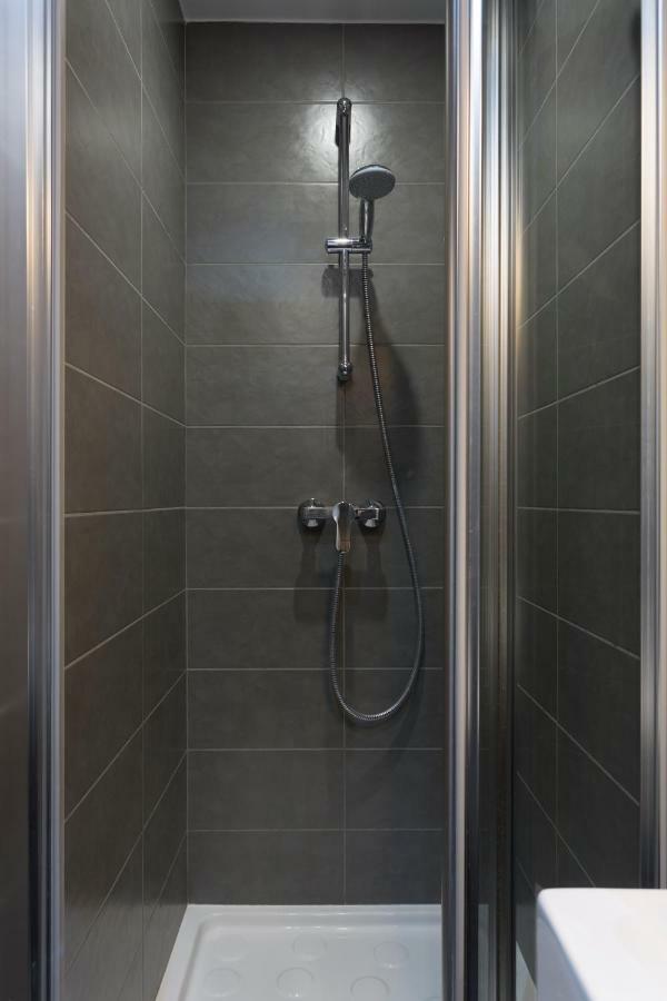 Studette De Charme Neuve Proche Invalides Apartment Paris Ngoại thất bức ảnh